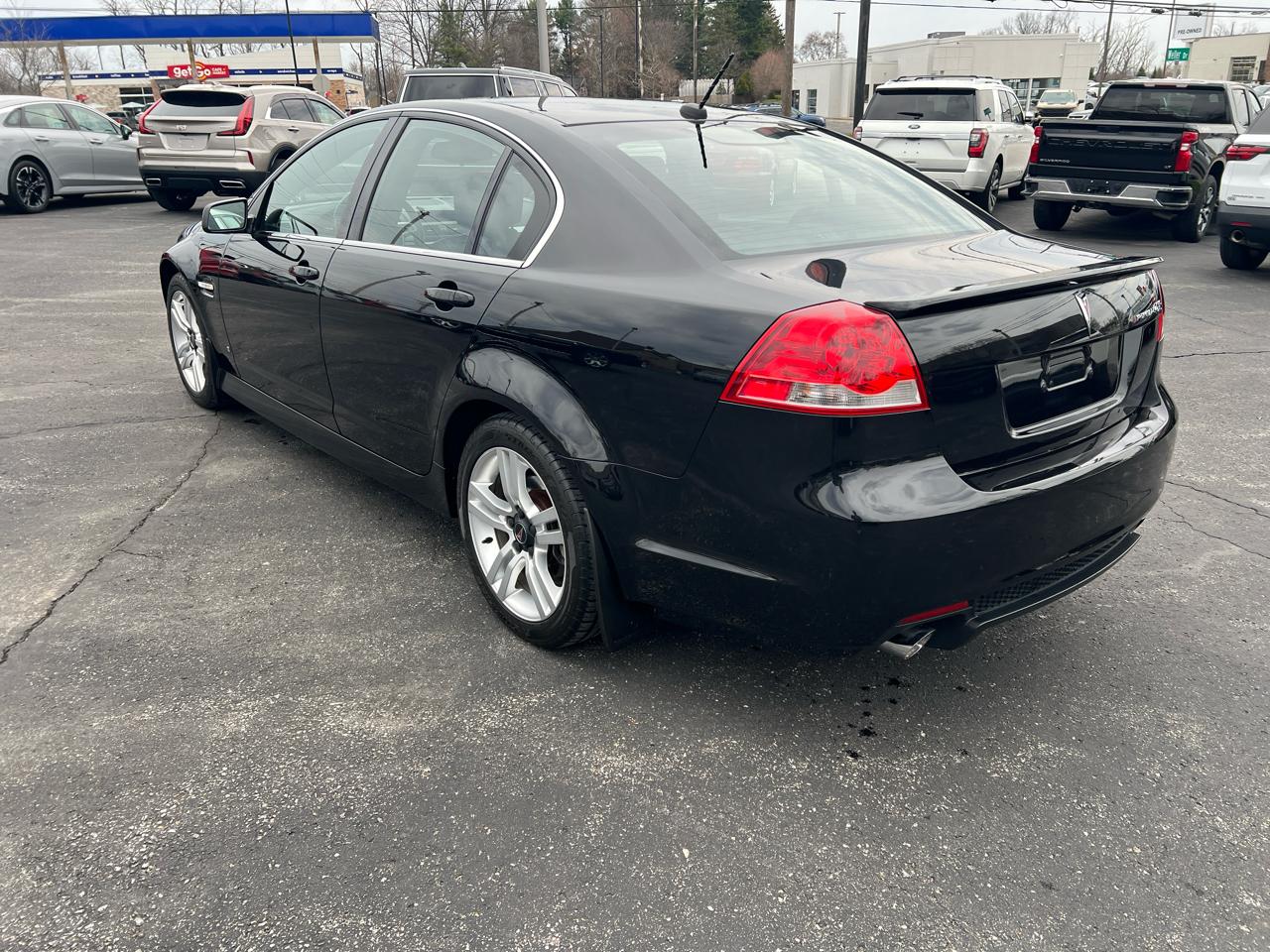 Pontiac G8 4dr Sdn 2009