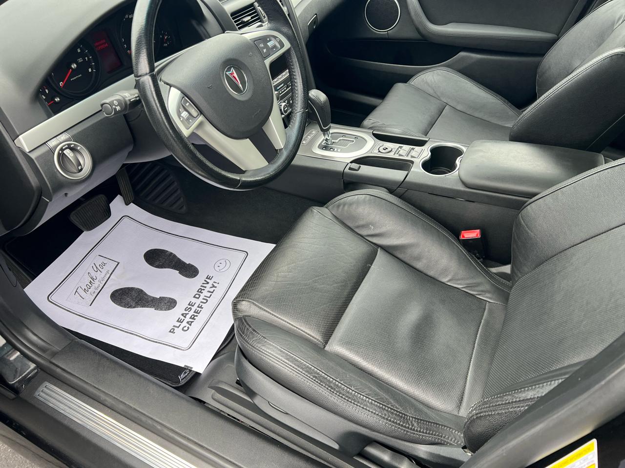 Pontiac G8 4dr Sdn 2009