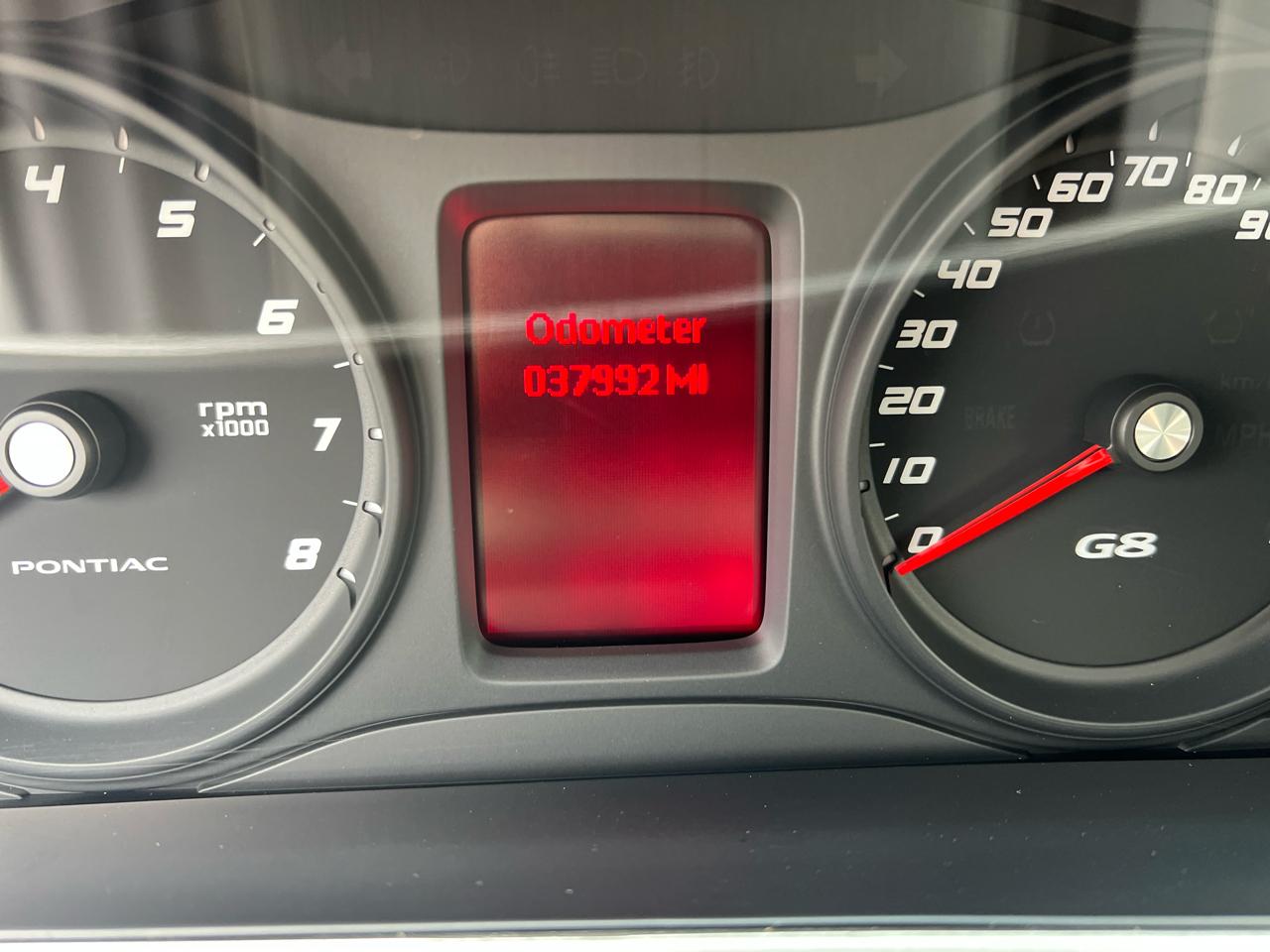 Pontiac G8 4dr Sdn 2009