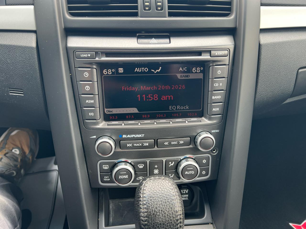 Pontiac G8 4dr Sdn 2009