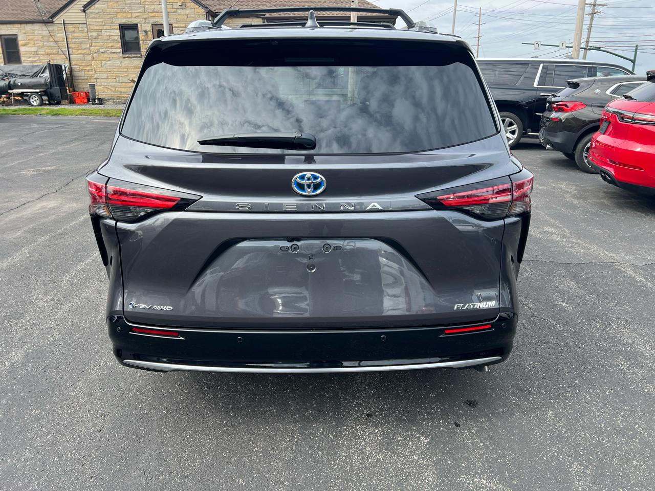 Toyota Sienna Platinum AWD 7-Passenger (Natl) 2025