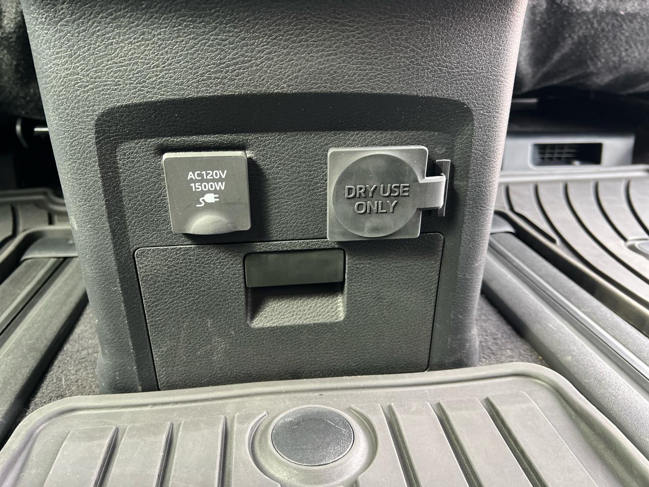 Toyota Sienna Platinum AWD 7-Passenger (Natl) 2025