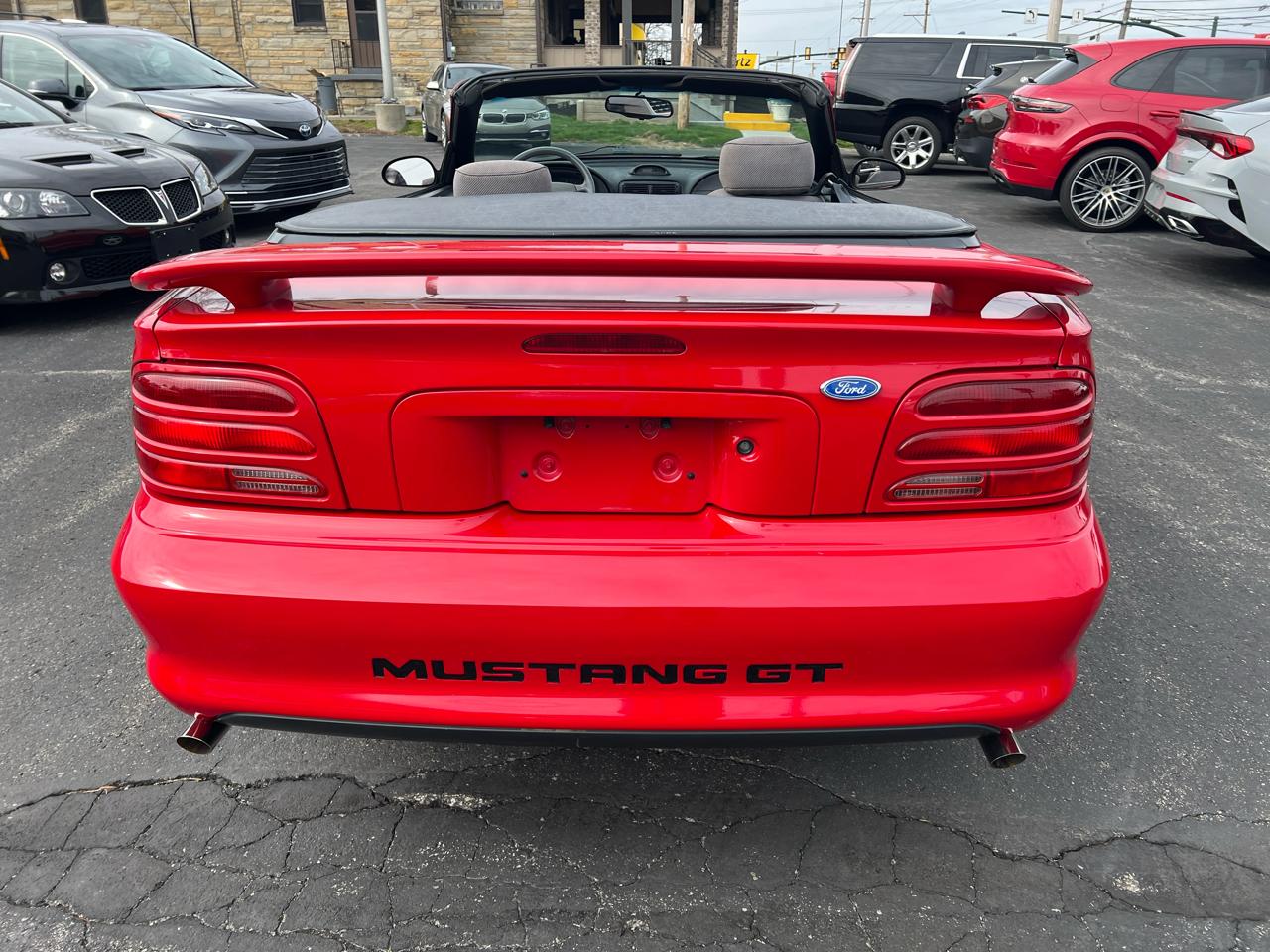 Ford Mustang 2dr Convertible GT 1994