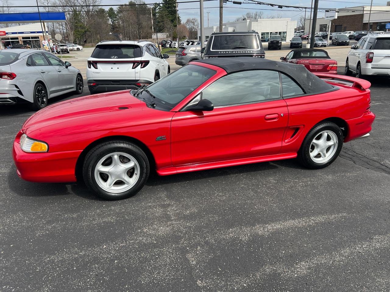 Ford Mustang 2dr Convertible GT 1994