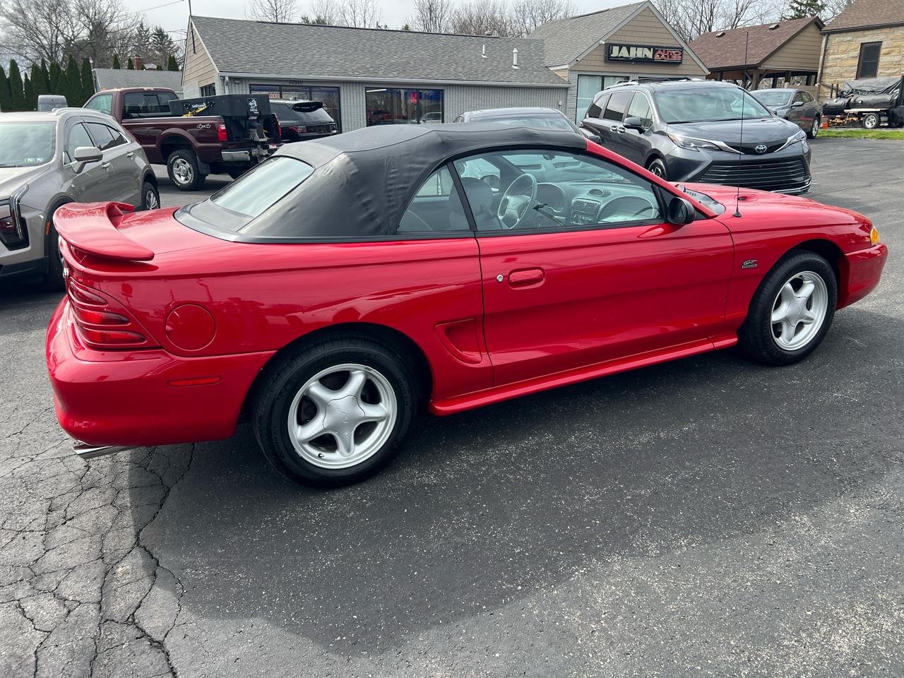 Ford Mustang 2dr Convertible GT 1994