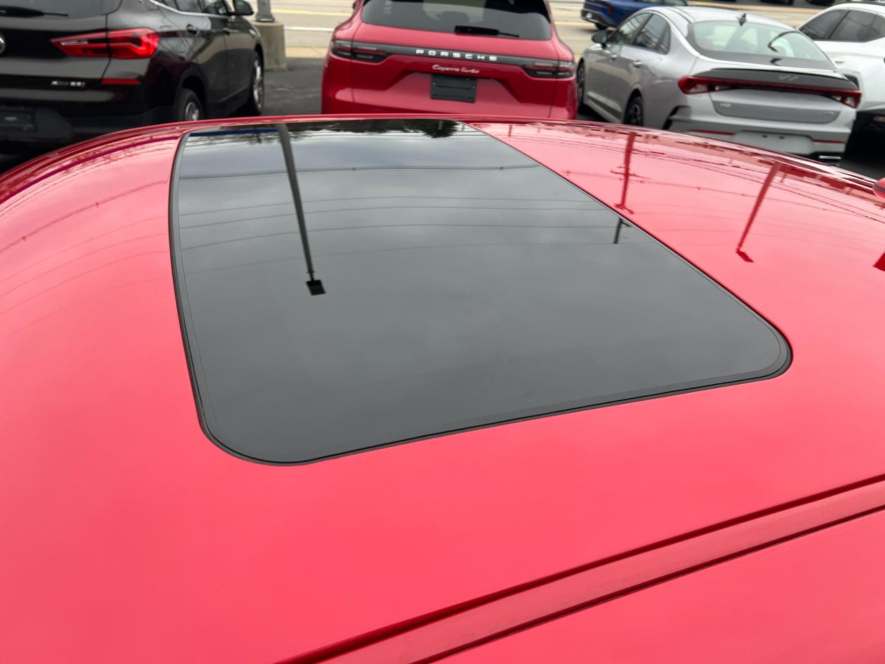 Dodge Challenger 2dr Cpe SRT Hellcat 2016