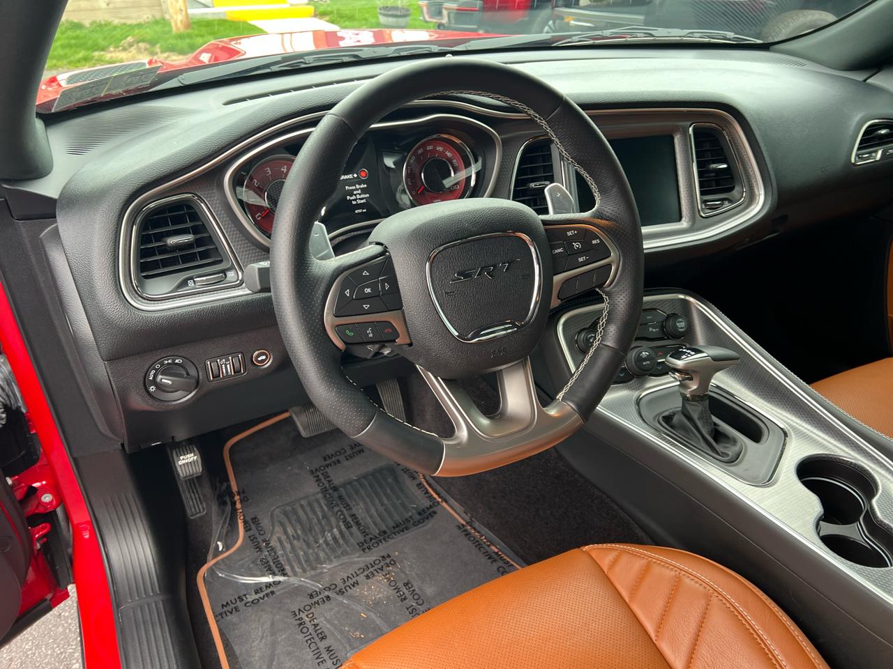 Dodge Challenger 2dr Cpe SRT Hellcat 2016