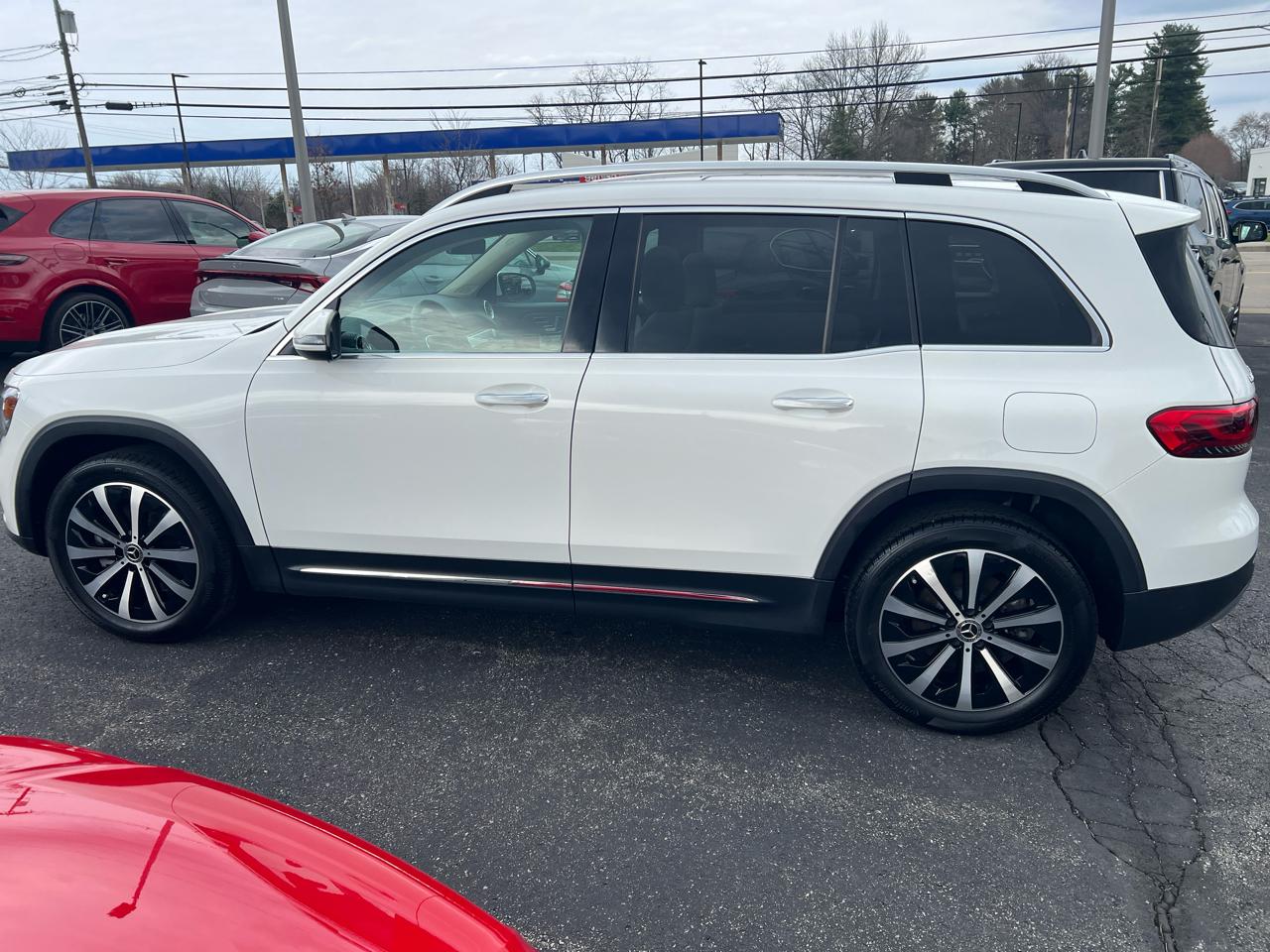 Mercedes-Benz GLB GLB 250 4MATIC SUV 2022