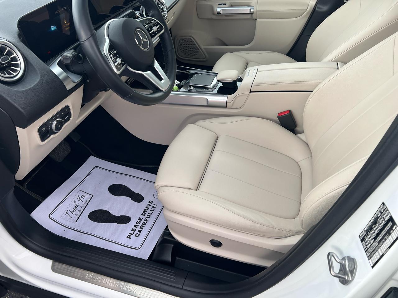 Mercedes-Benz GLB GLB 250 4MATIC SUV 2022