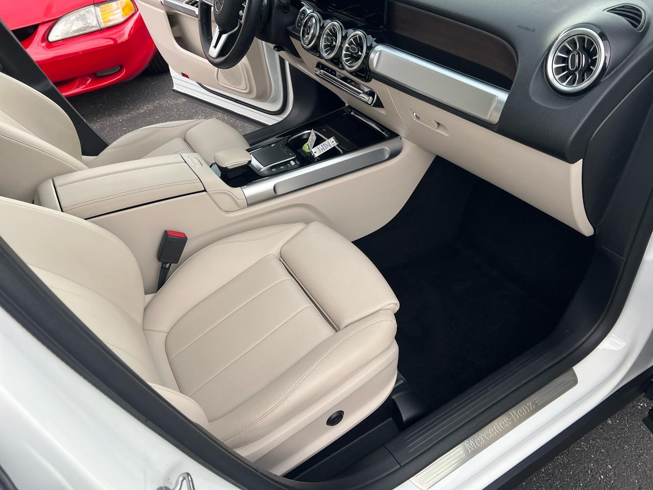 Mercedes-Benz GLB GLB 250 4MATIC SUV 2022