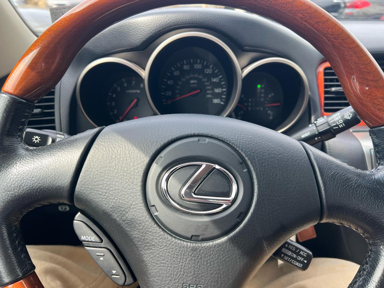 Lexus SC 430 2dr Convertible 2002