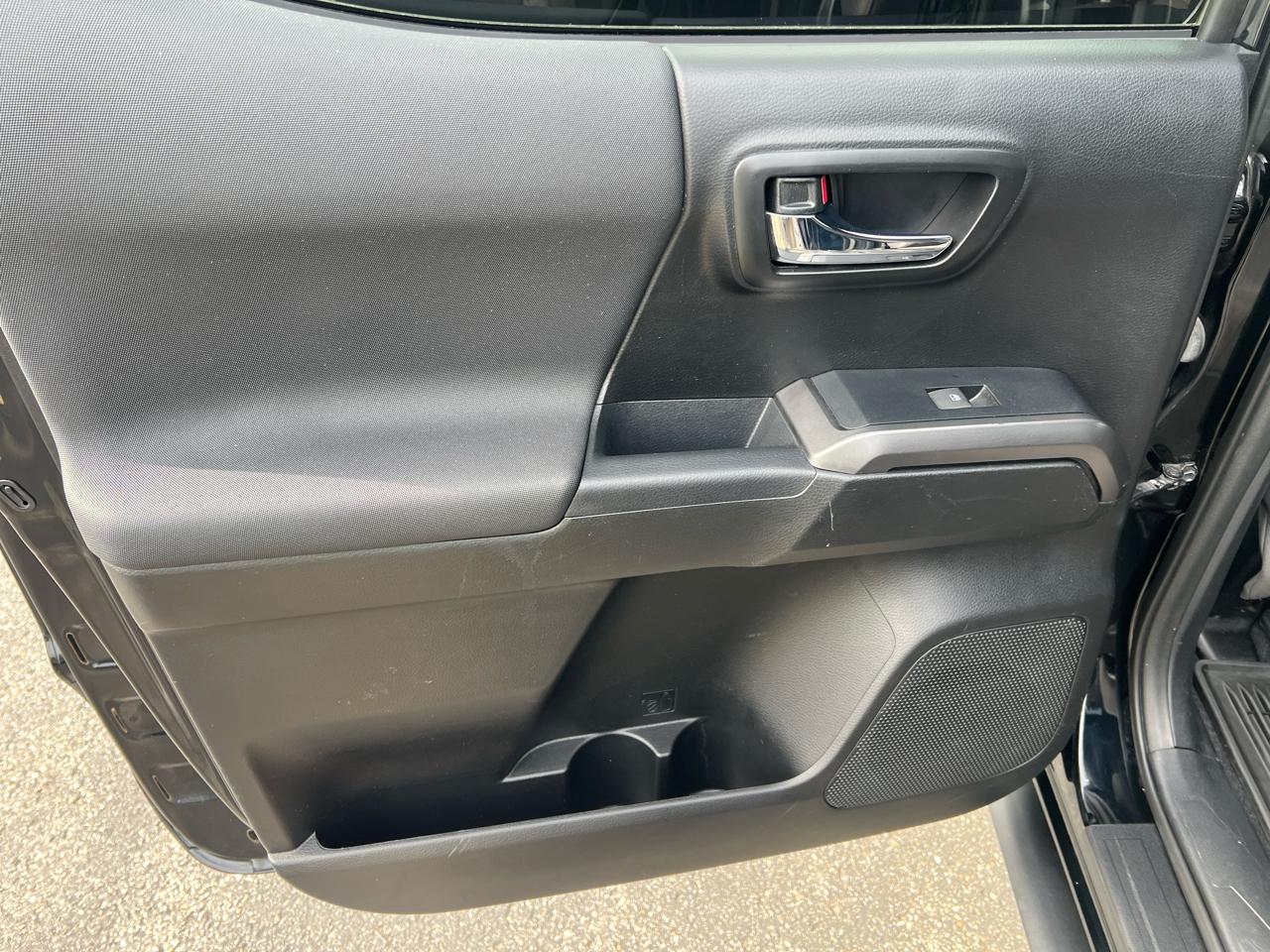 Toyota Tacoma 4WD TRD Off Road Double Cab 5' Bed V6 MT (Natl) 2019