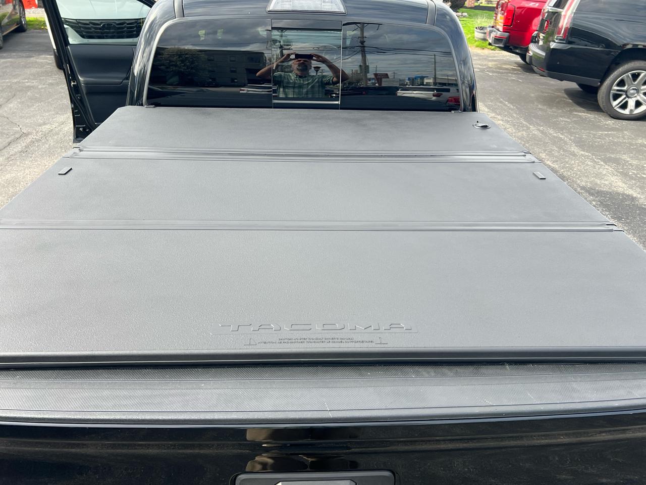 Toyota Tacoma 4WD TRD Off Road Double Cab 5' Bed V6 MT (Natl) 2019