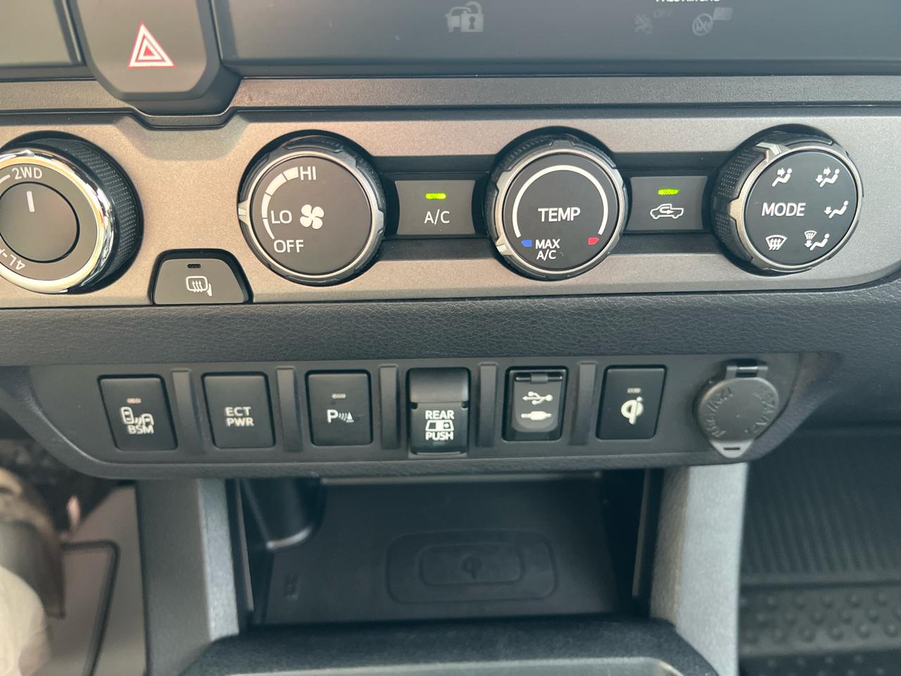 Toyota Tacoma 4WD TRD Off Road Double Cab 5' Bed V6 MT (Natl) 2019