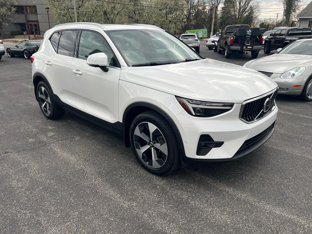 Volvo XC40 B5 AWD Ultimate Bright Theme 2023
