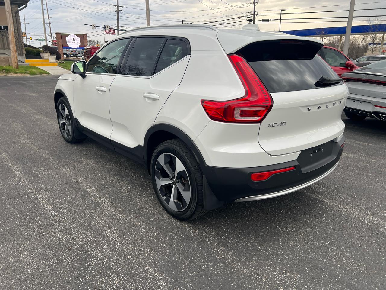 Volvo XC40 B5 AWD Ultimate Bright Theme 2023