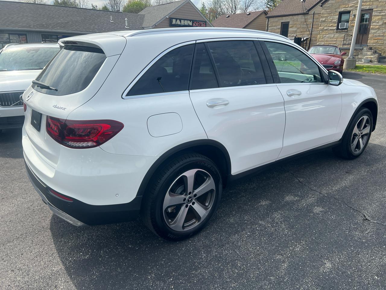 Mercedes-Benz GLC GLC 300 4MATIC SUV 2022