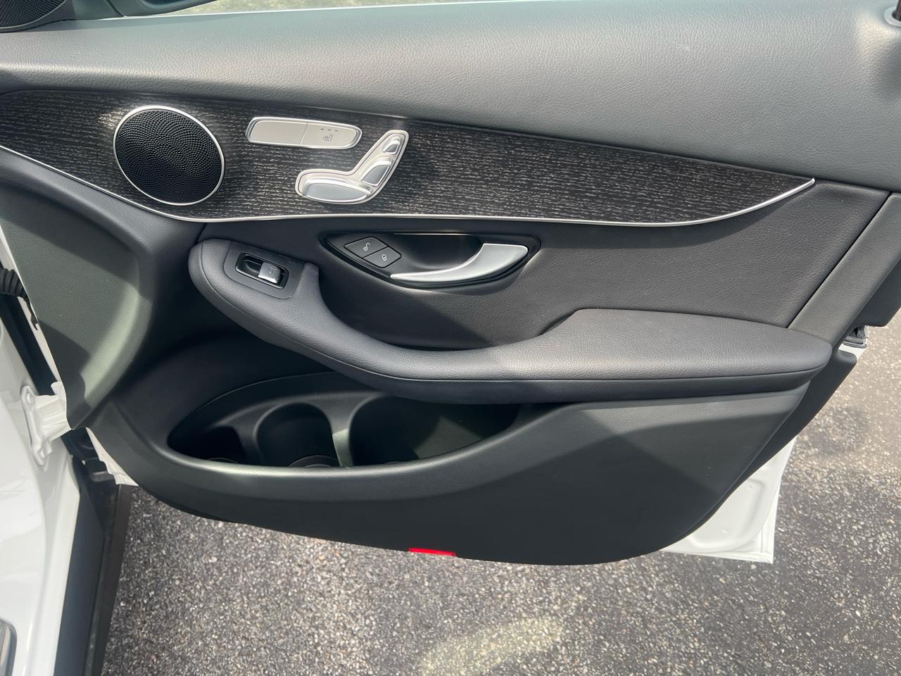 Mercedes-Benz GLC GLC 300 4MATIC SUV 2022