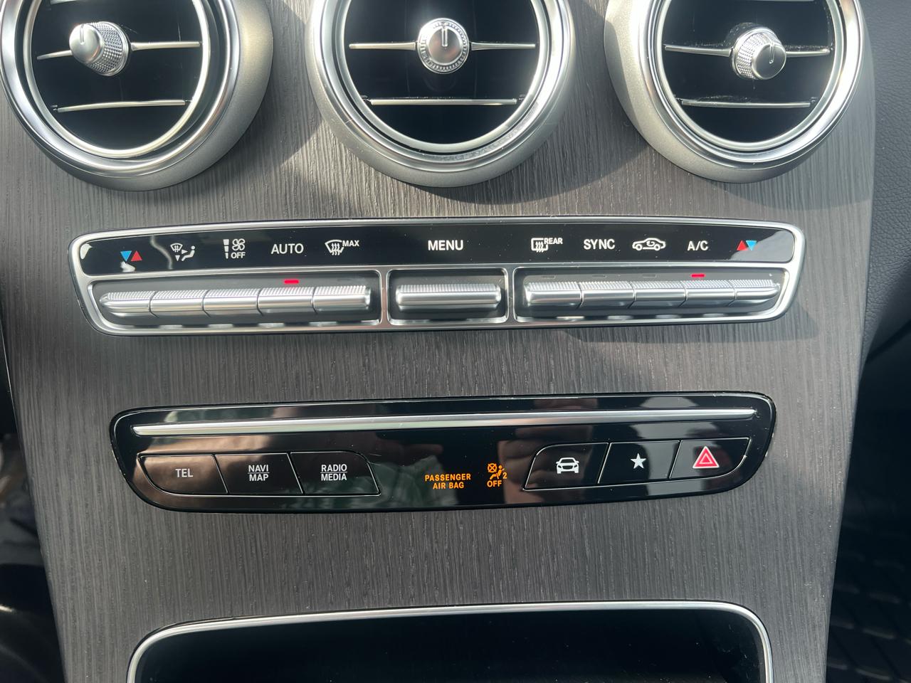 Mercedes-Benz GLC GLC 300 4MATIC SUV 2022