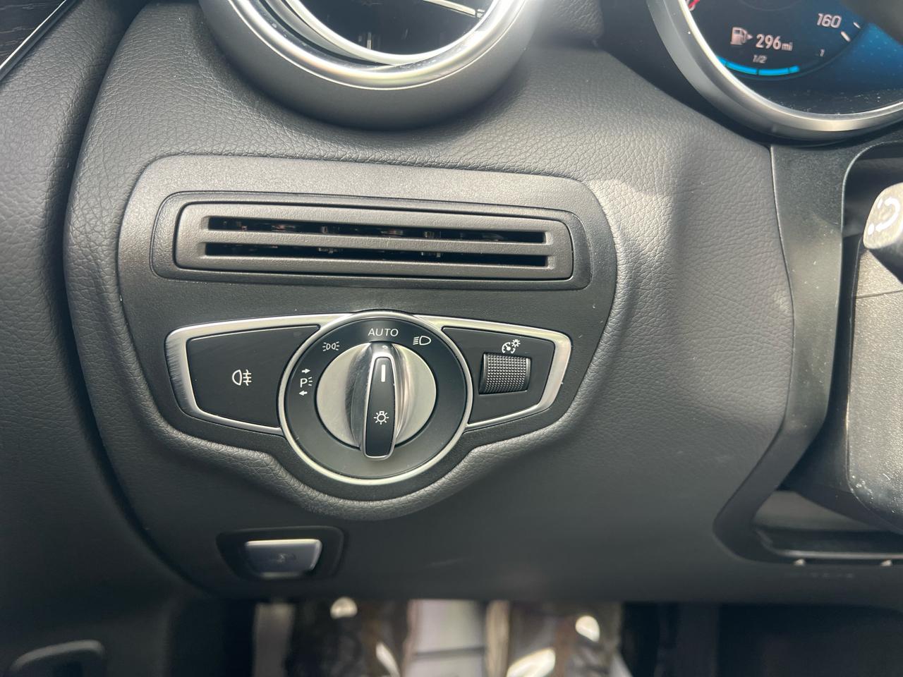 Mercedes-Benz GLC GLC 300 4MATIC SUV 2022