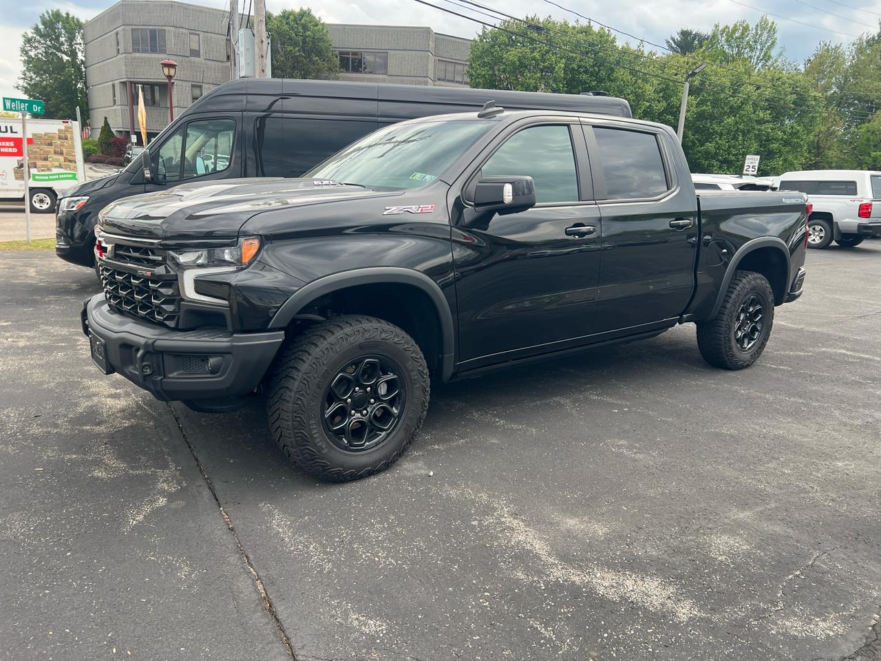 2023 Chevrolet Silverado 1500 4WD Crew Cab 147" ZR2