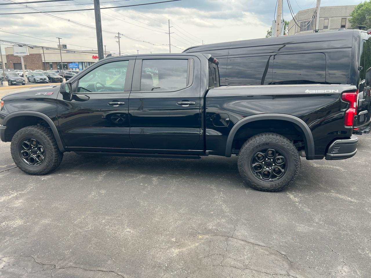 Chevrolet Silverado 1500 4WD Crew Cab 147" ZR2 2023
