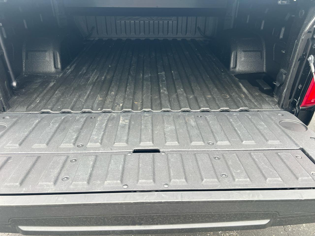 Chevrolet Silverado 1500 4WD Crew Cab 147" ZR2 2023