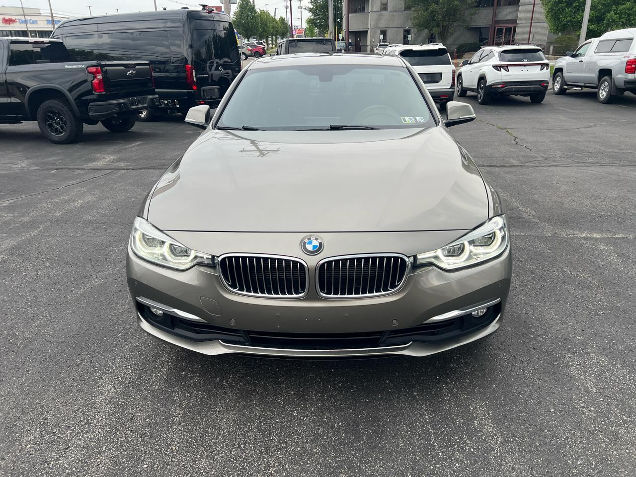 BMW 3 Series 4dr Sdn 328i xDrive AWD SULEV 2016