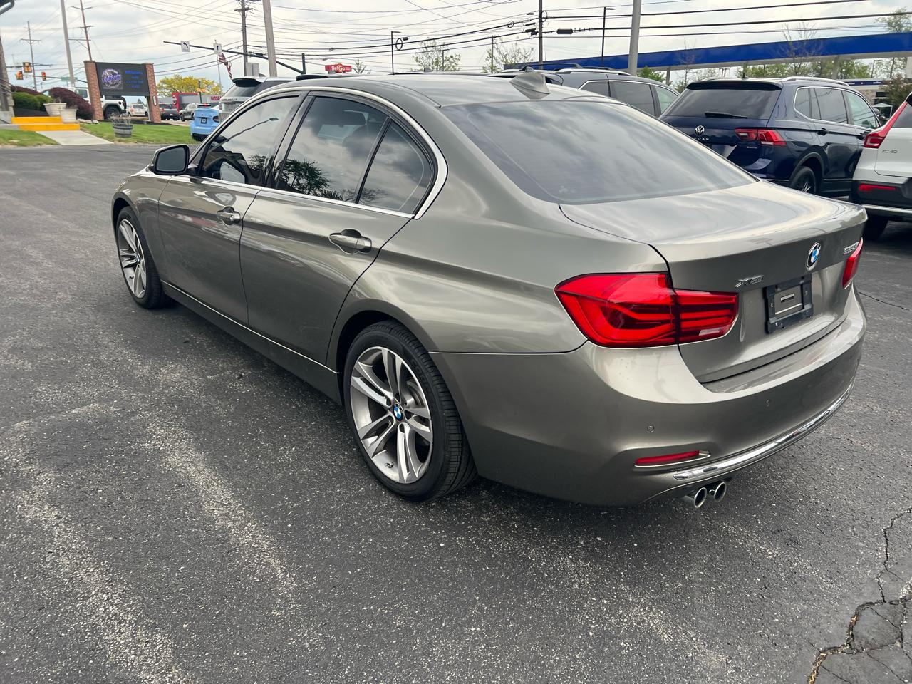BMW 3 Series 4dr Sdn 328i xDrive AWD SULEV 2016