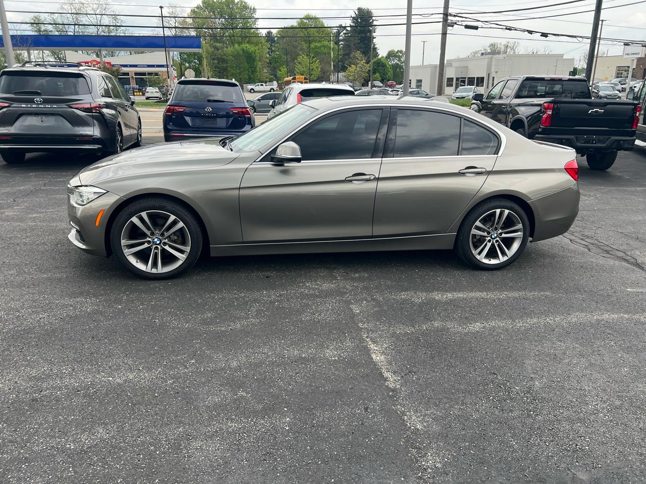 BMW 3 Series 4dr Sdn 328i xDrive AWD SULEV 2016