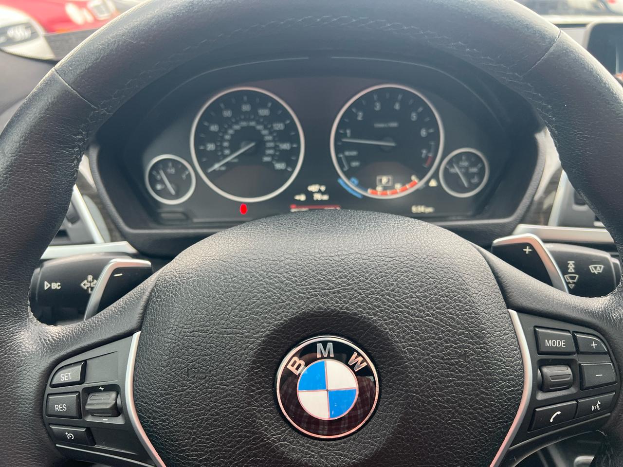 BMW 3 Series 4dr Sdn 328i xDrive AWD SULEV 2016