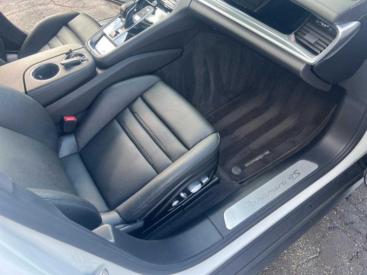 Porsche Panamera 4S AWD 2018