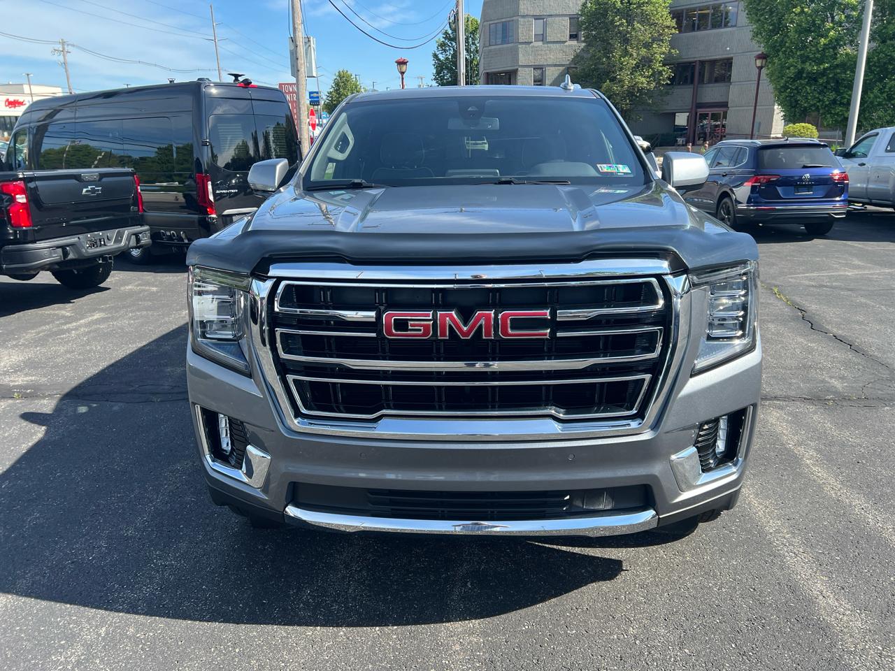 GMC Yukon XL 4WD 4dr SLT 2022