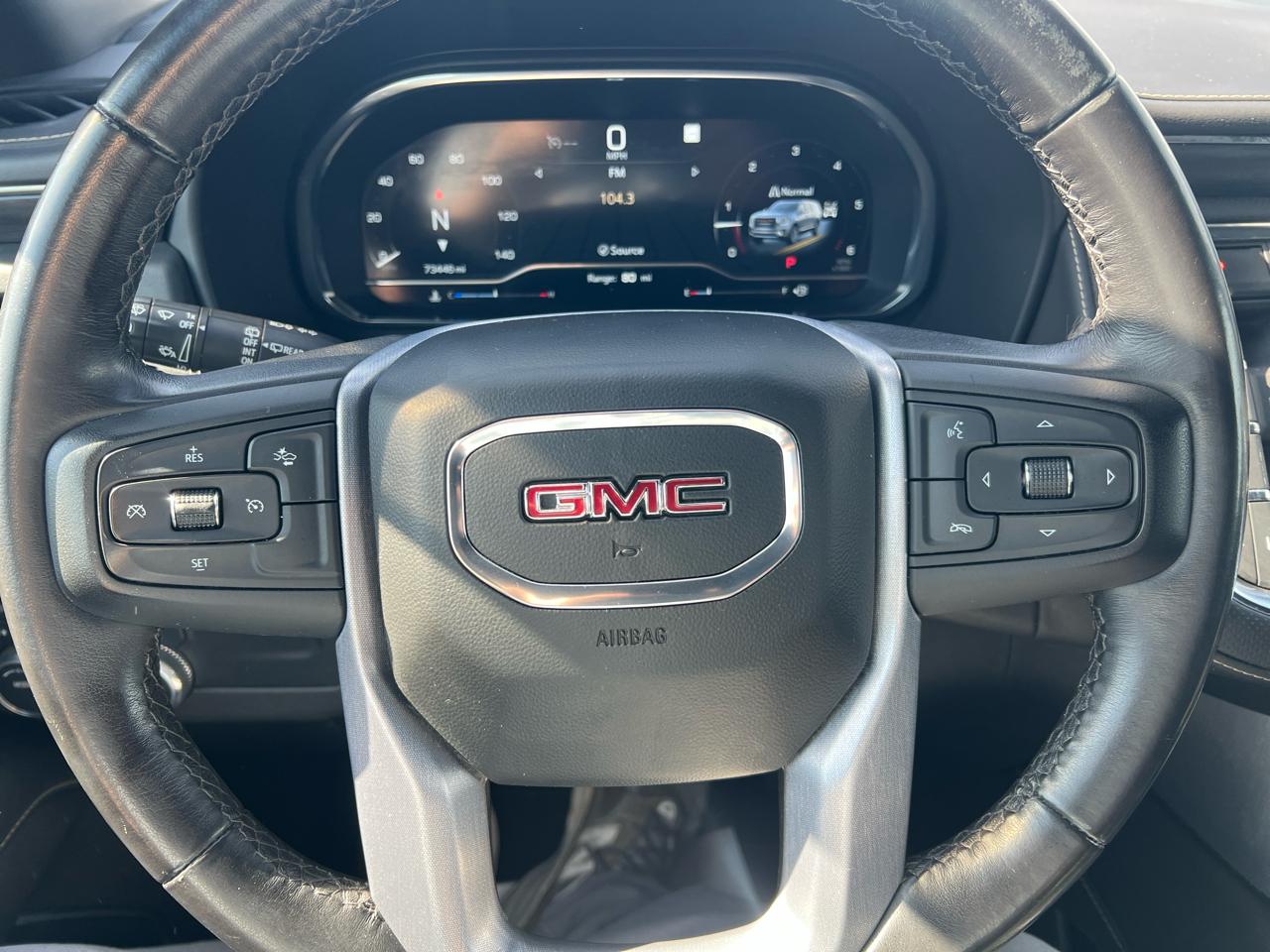 GMC Yukon XL 4WD 4dr SLT 2022