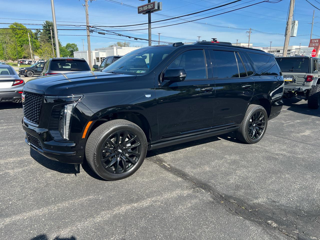 Cadillac Escalade 4WD 4dr Sport 2025