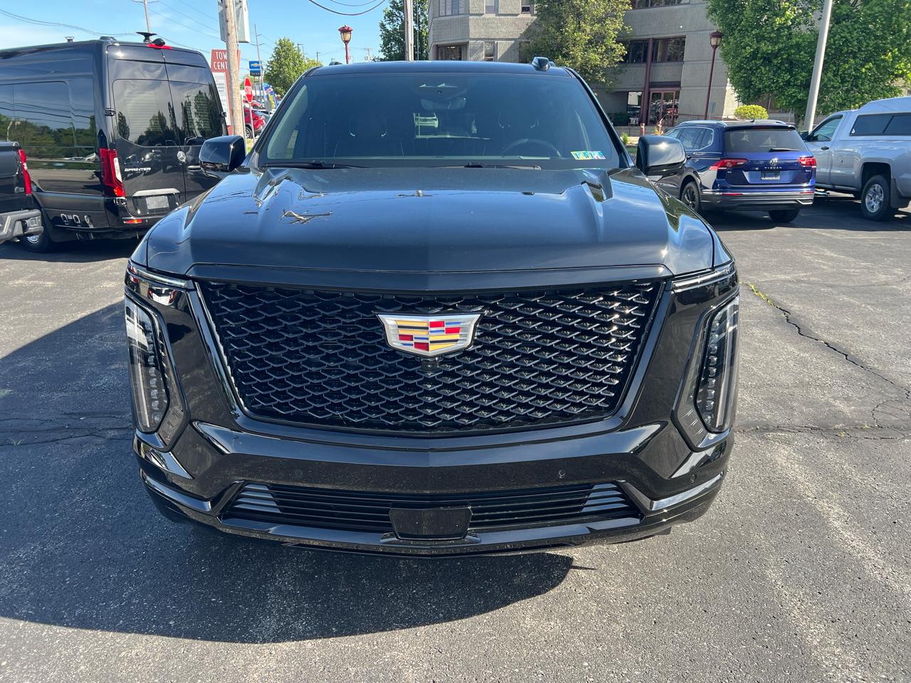 Cadillac Escalade 4WD 4dr Sport 2025