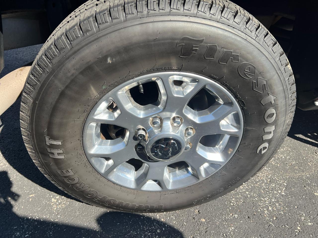 RAM 2500 Laramie 4x4 Crew Cab 6'4" Box 2023