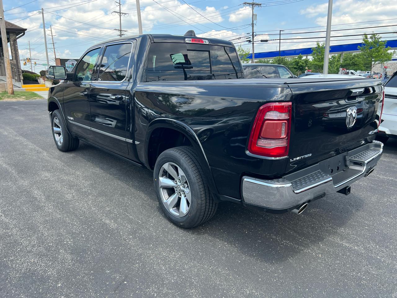 RAM 1500 Limited 4x4 Crew Cab 5'7" Box 2019