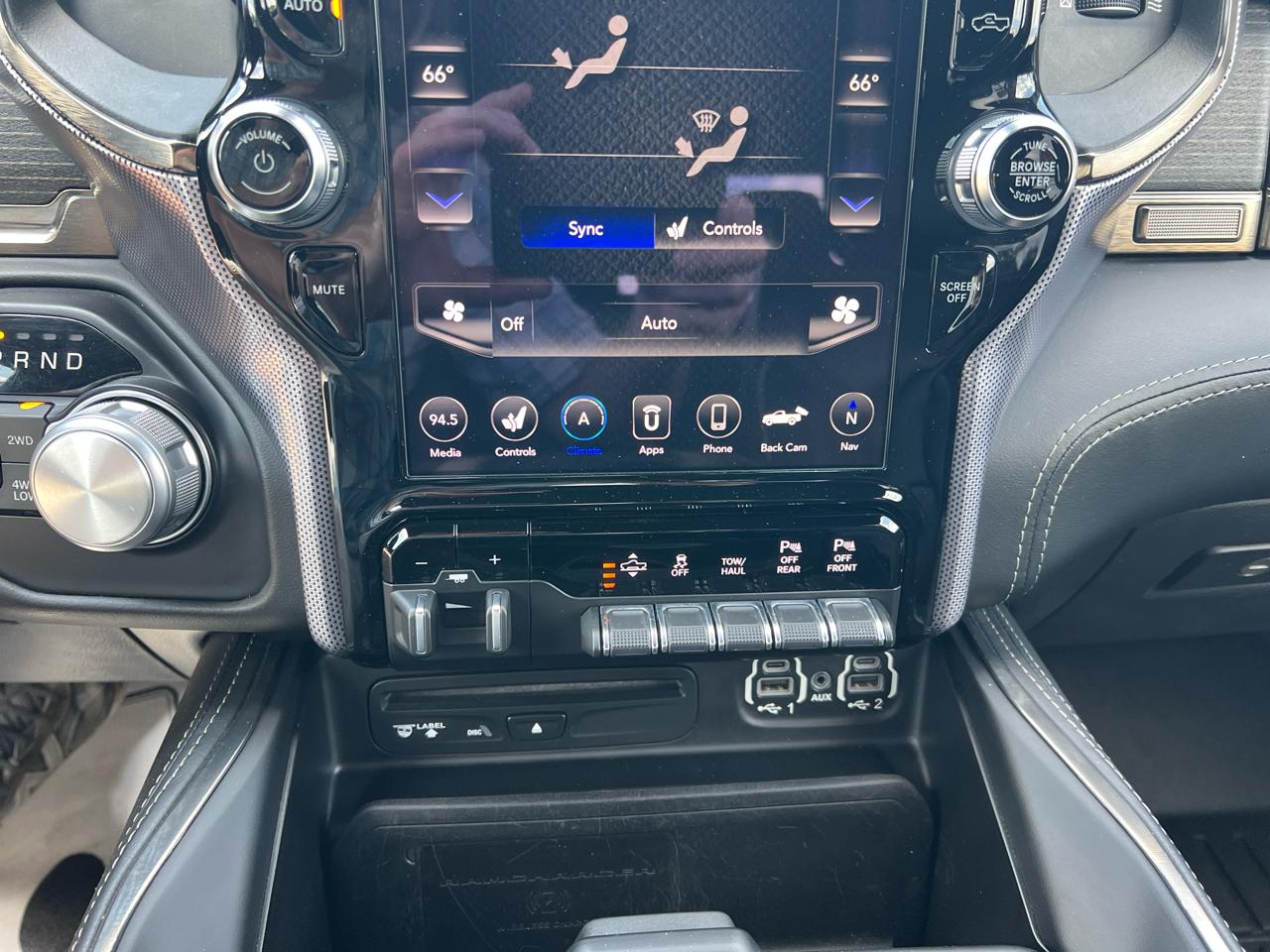 RAM 1500 Limited 4x4 Crew Cab 5'7" Box 2019