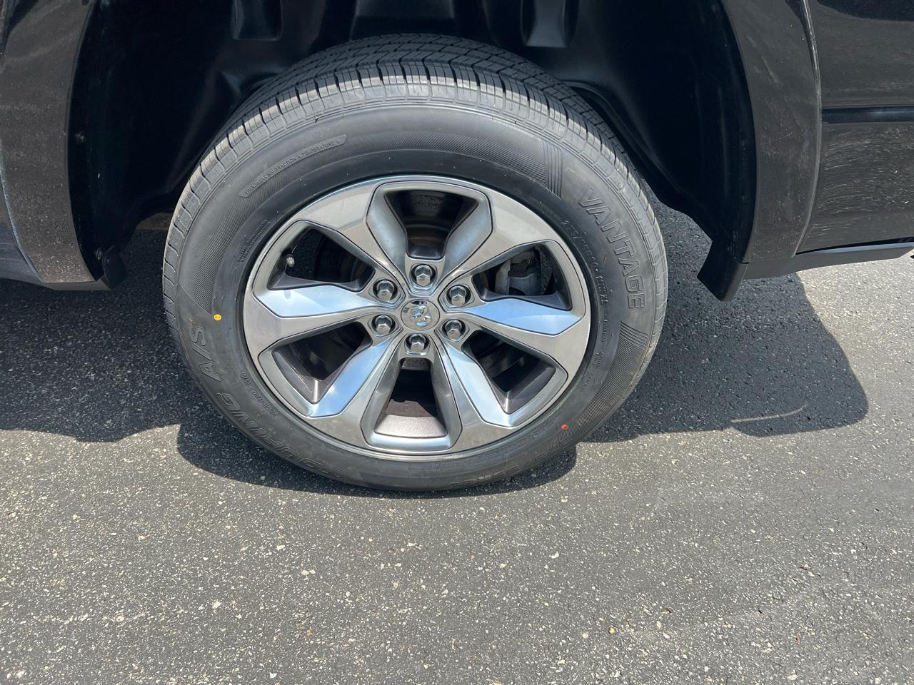 RAM 1500 Limited 4x4 Crew Cab 5'7" Box 2019