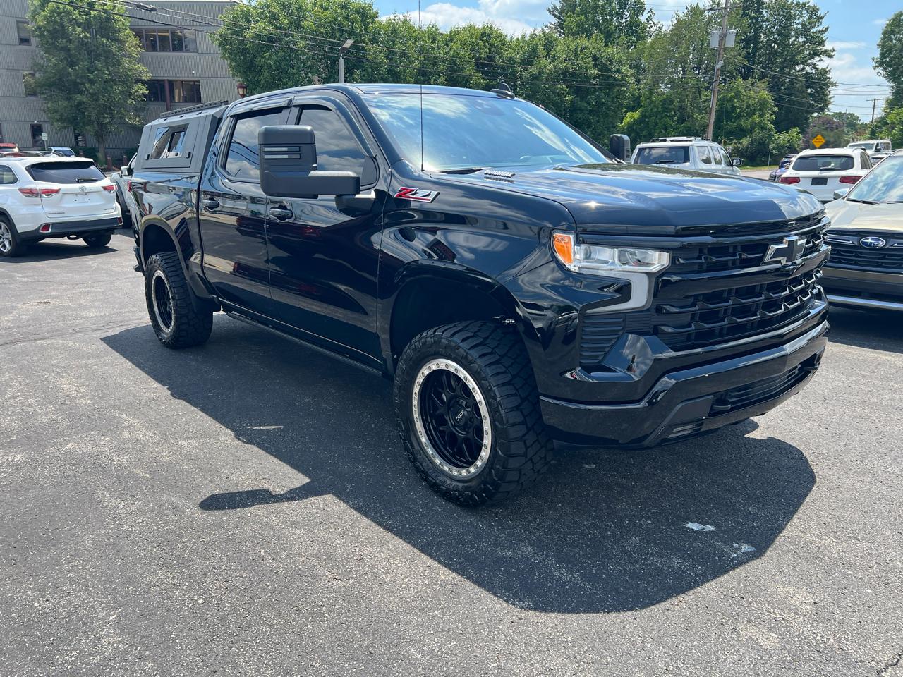 Chevrolet Silverado 1500 4WD Crew Cab 147" RST 2024