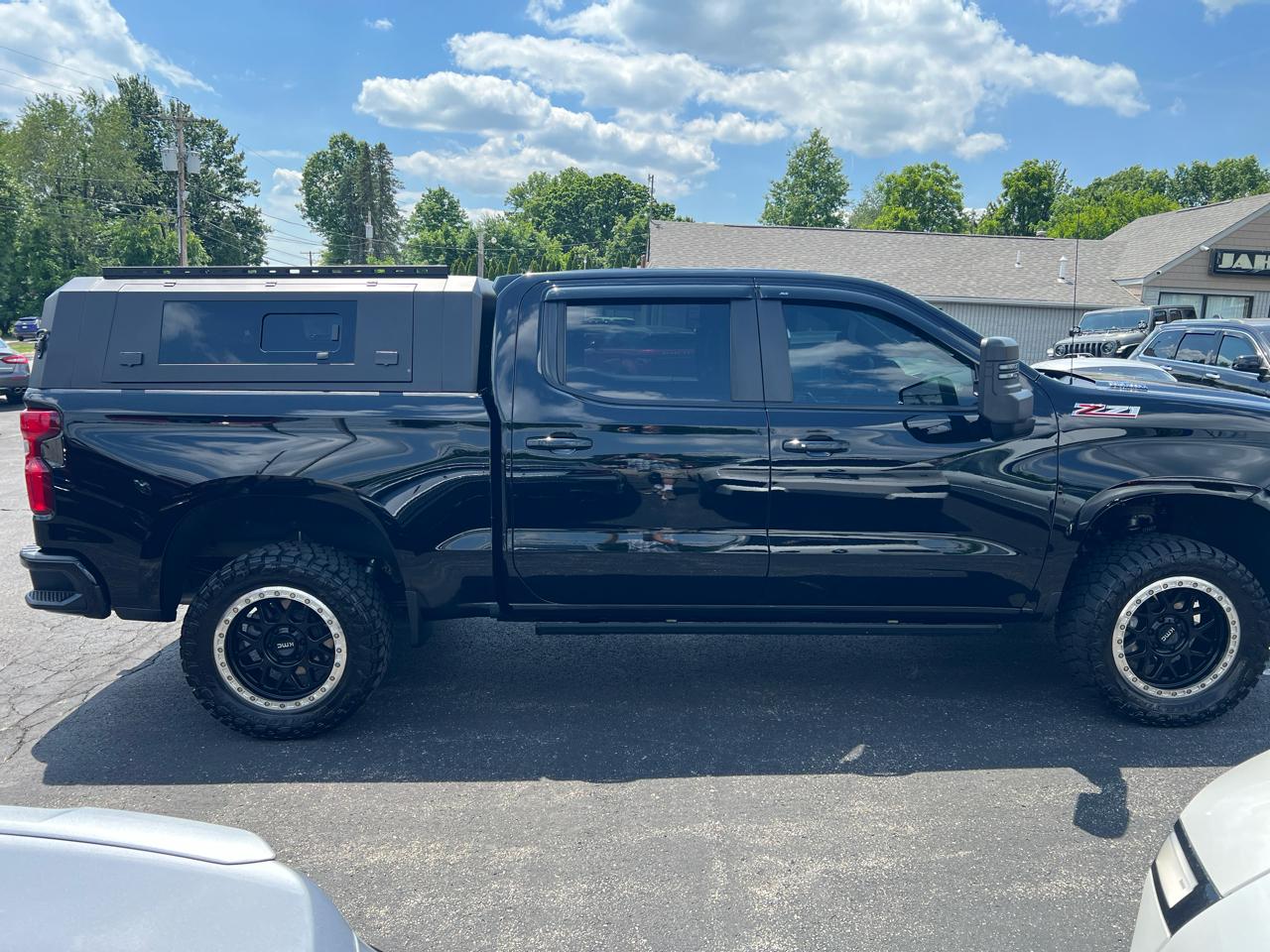 Chevrolet Silverado 1500 4WD Crew Cab 147" RST 2024