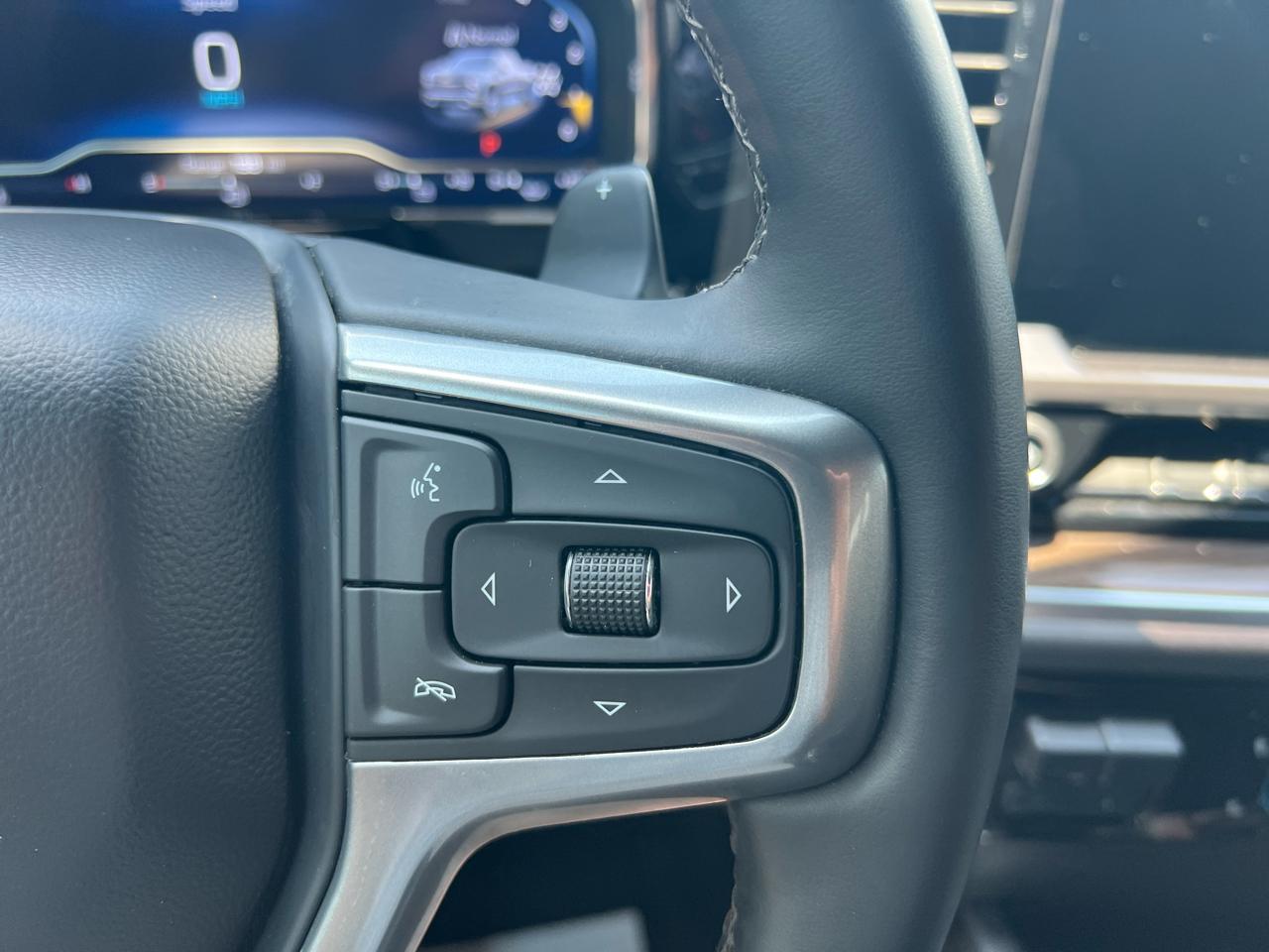 Chevrolet Silverado 1500 4WD Crew Cab 147" RST 2024