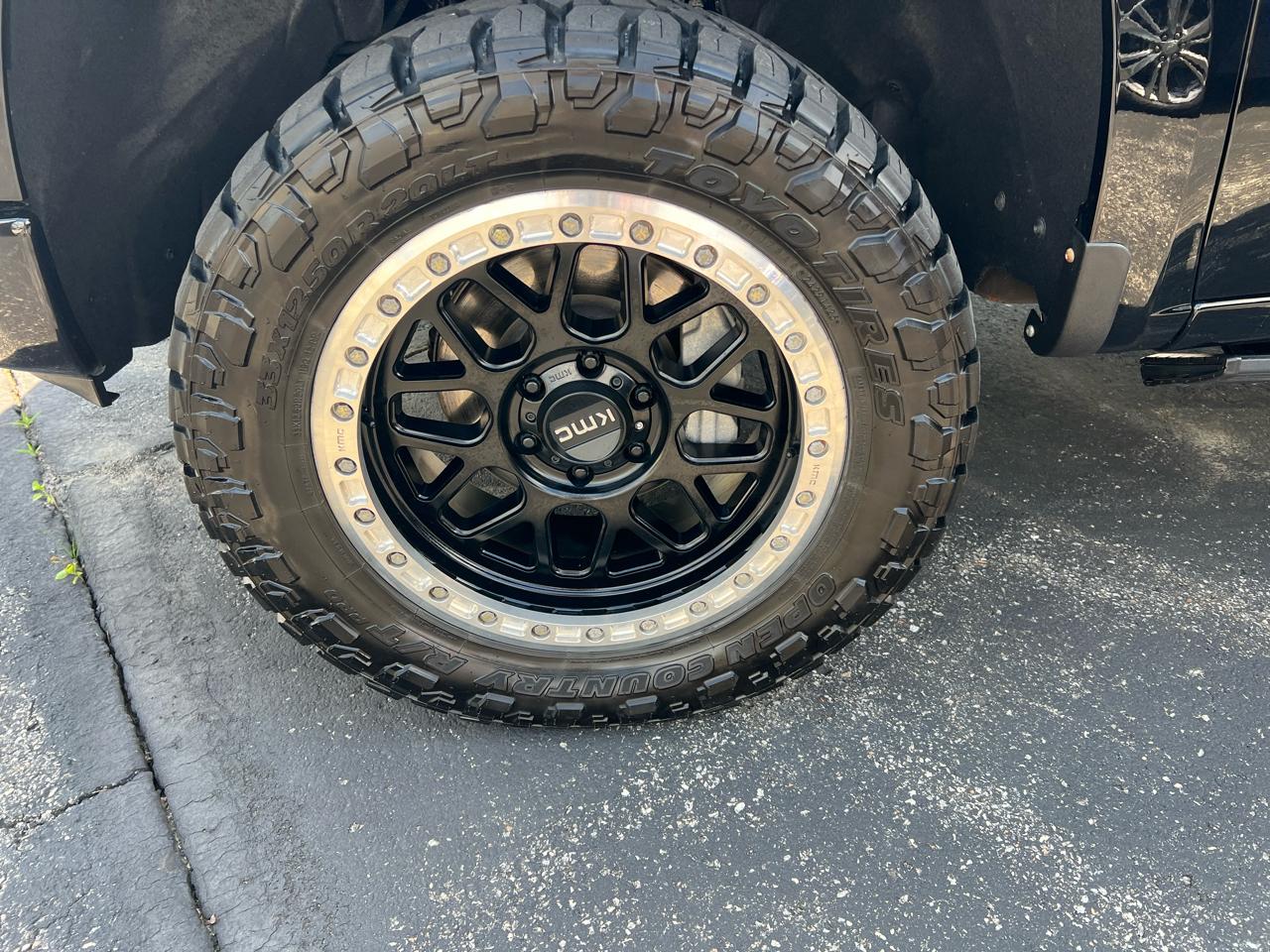 Chevrolet Silverado 1500 4WD Crew Cab 147" RST 2024