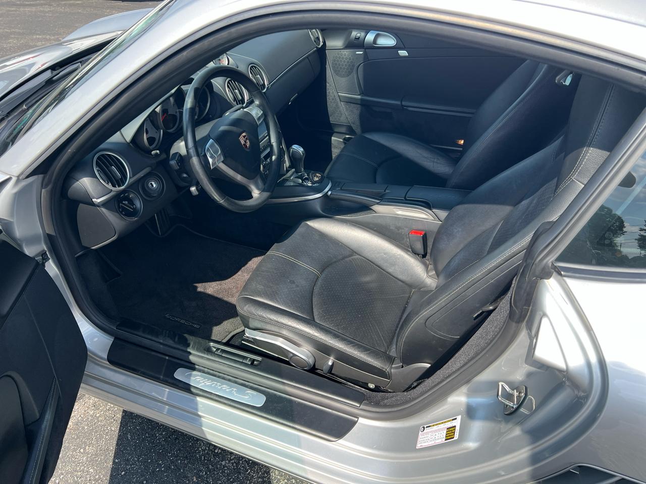 Porsche Cayman 2dr Cpe S 2006
