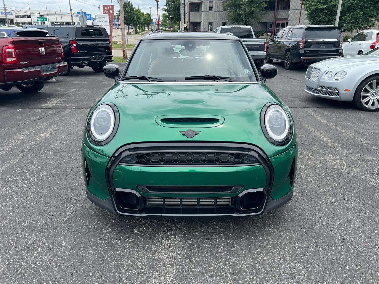 MINI Hardtop 2 Door Cooper S FWD 2022