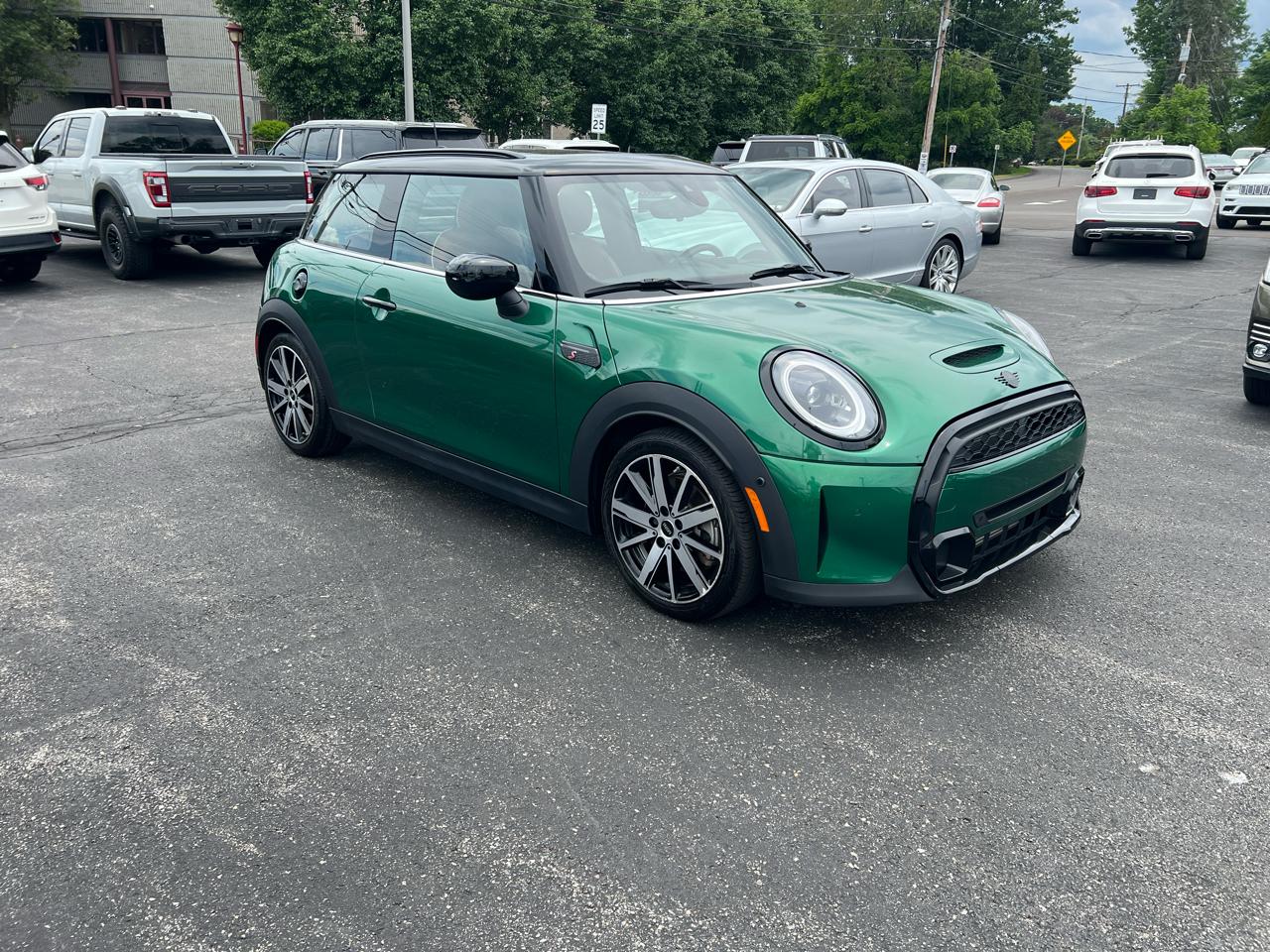 MINI Hardtop 2 Door Cooper S FWD 2022