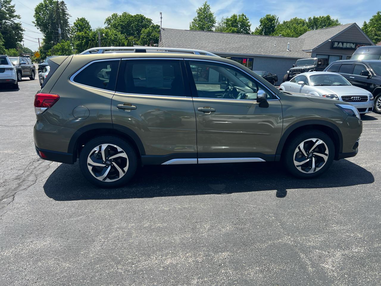 Subaru Forester Touring CVT 2023