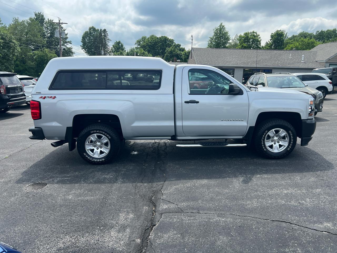 Chevrolet Silverado 1500 4WD Reg Cab 133.0" Work Truck 2018
