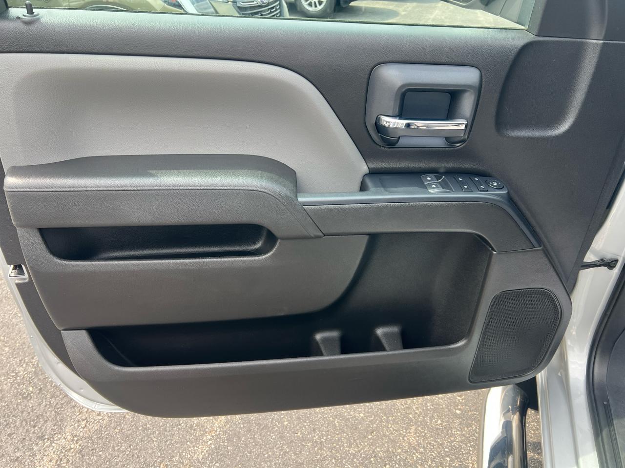 Chevrolet Silverado 1500 4WD Reg Cab 133.0" Work Truck 2018